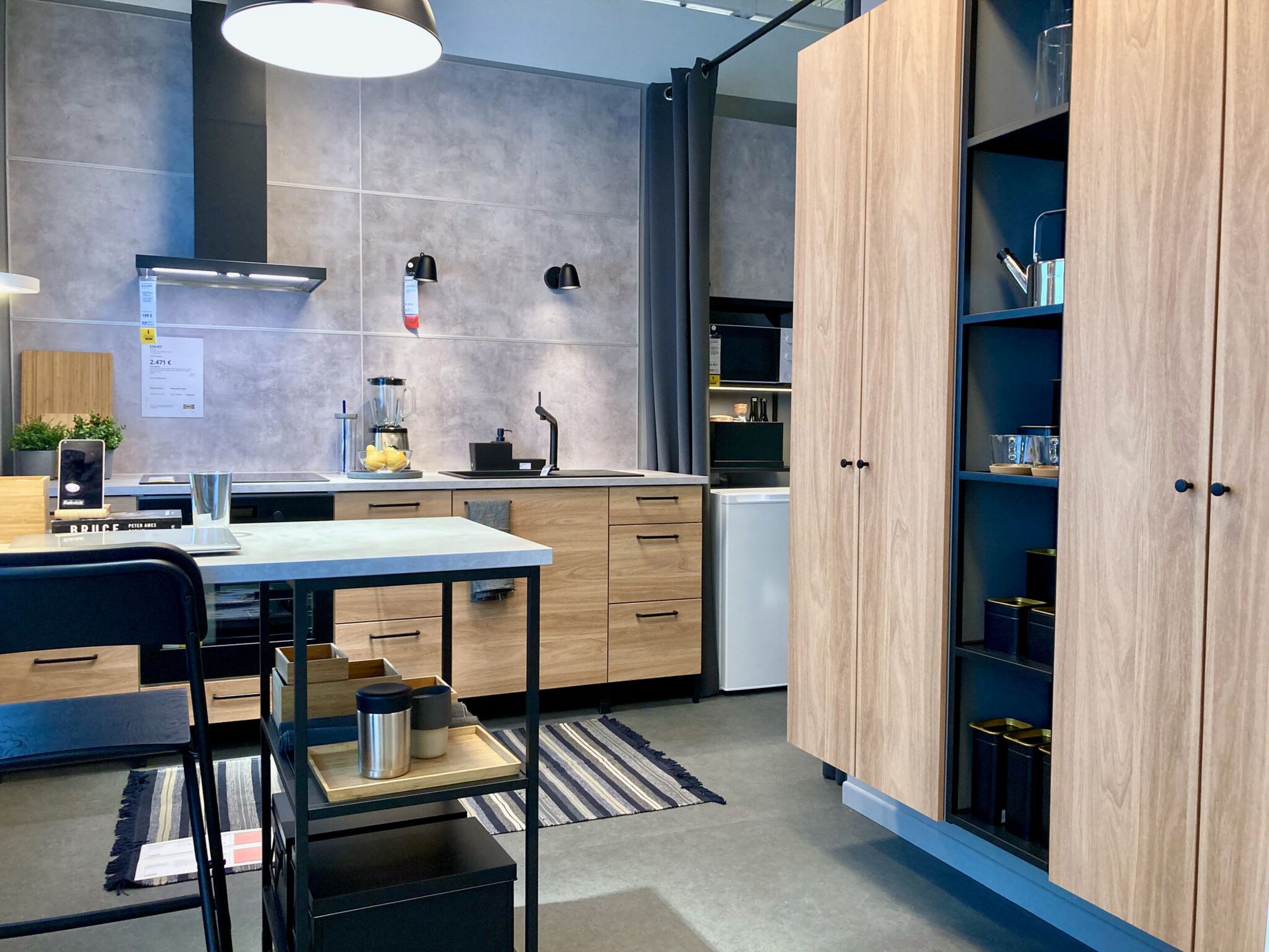 Showroom kitchens